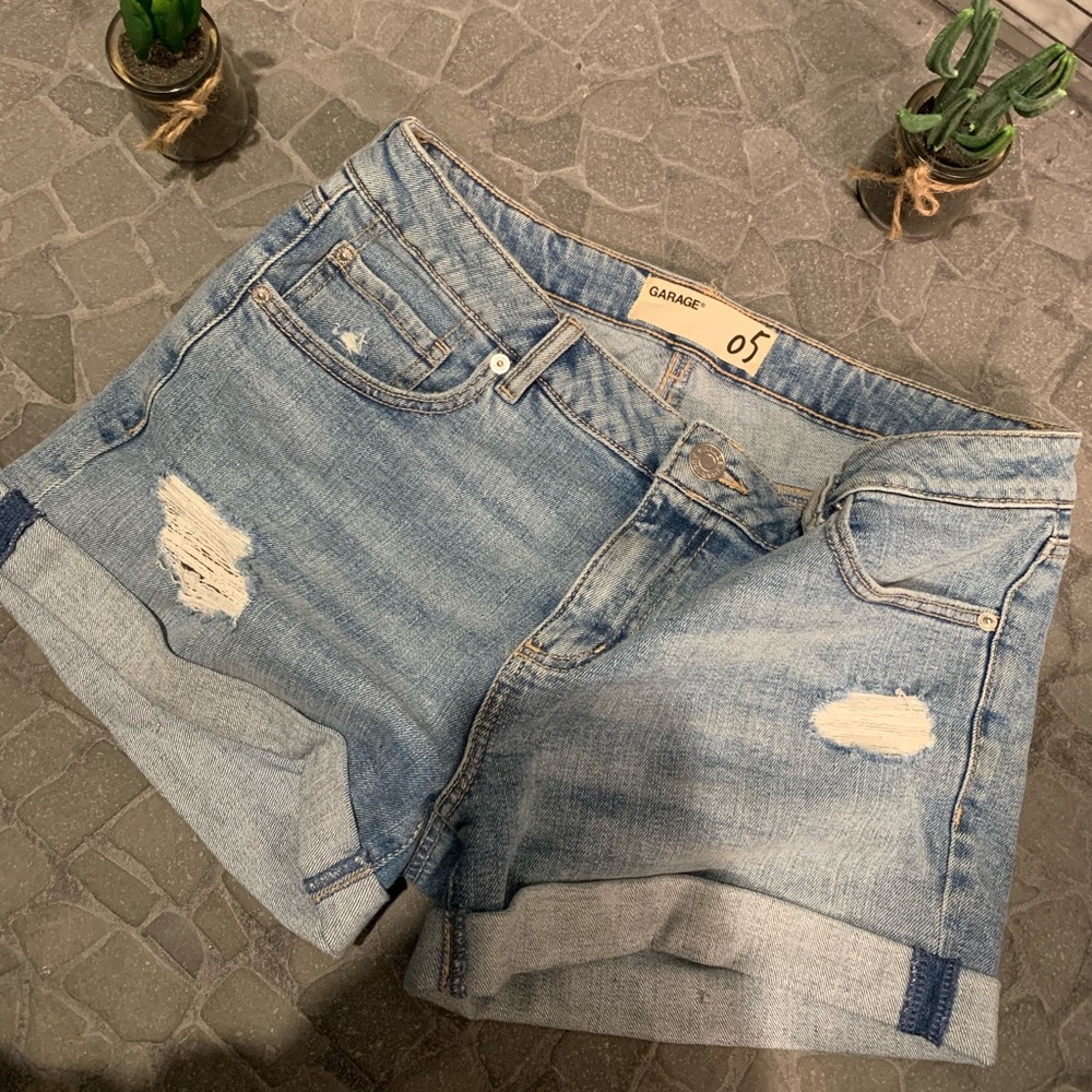 Girlfriend shorts